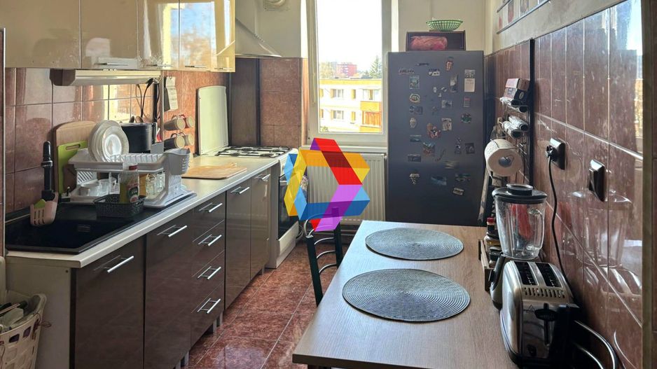 Apartament cu doua camere, zona Astra - Saturn, 50 mp - Poză 10