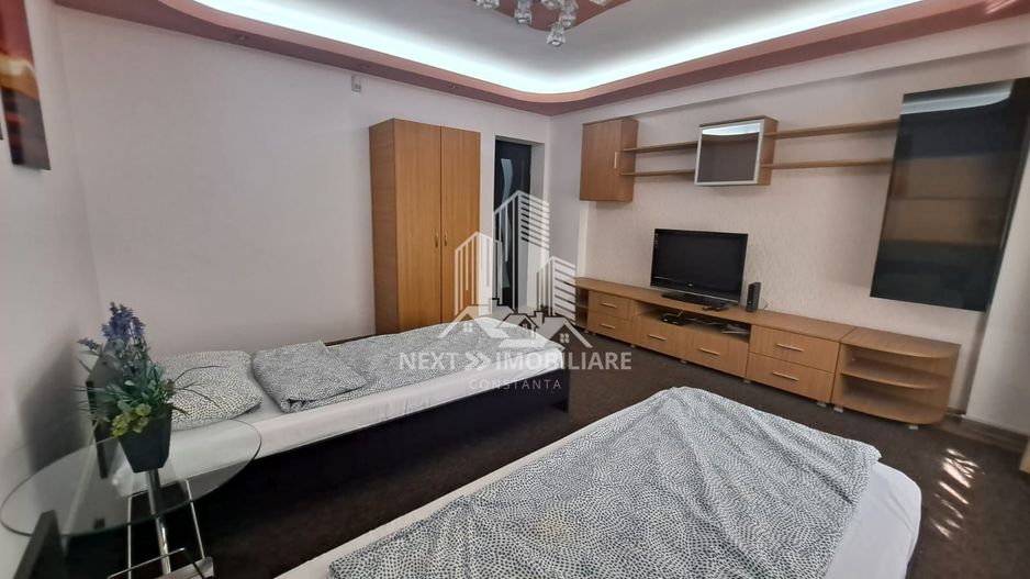 Casa 5 Camere Mangalia,  P+1, curte, loc de parcare - Poză 1