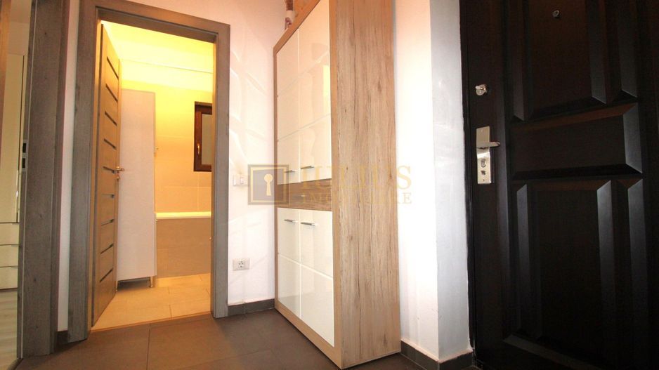 Bloc nou, centrala proprie, lângă restaurant Tinecz - Poză 10