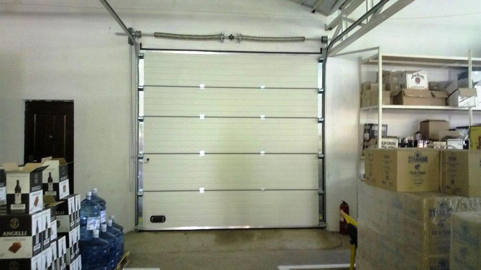 Cladire depozit si birouri cu chirias-Oportunitate investitie - Poză 5