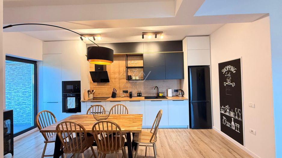 PRIMA INCHIRIERE. Casa moderna si cocheta. Curte amenajata. Loc de parcare. - Poză 5