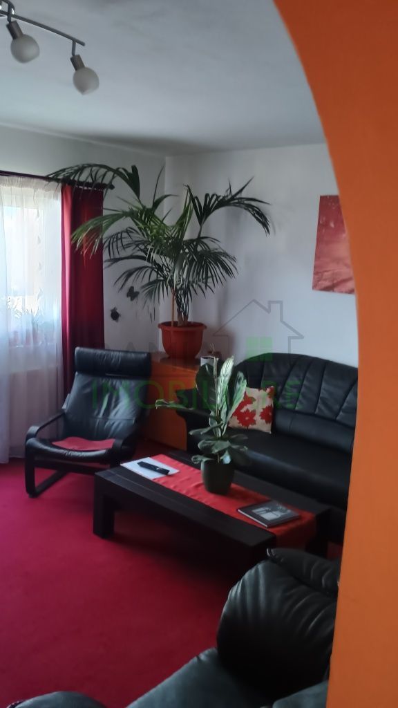 Apartament spațios cu 3 camere, 78 mp, 2 băi și 2 balcoane – Vlahuta - Poză 2