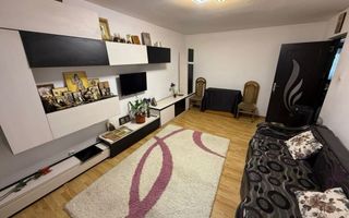 De vanzare apartament cu 3 camere, zona Mall - Poză 2