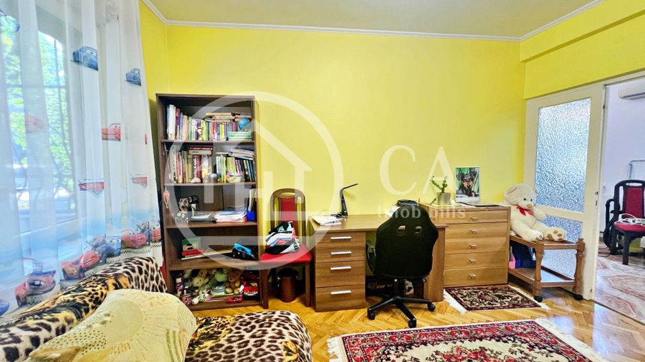 Apartament cu 3 camere de vânzare B-dul Magheru, Oradea - Poză 6