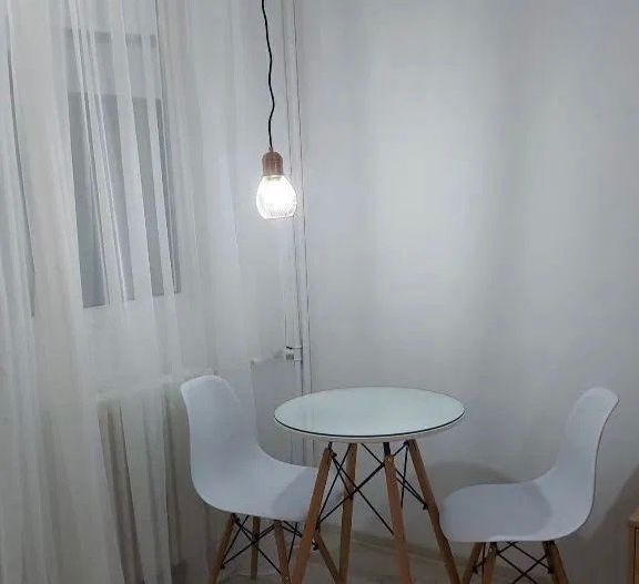 GARSONIERA DRUMUL TABEREI, BUCATARIE INCHISA, MODERN, METROU 10 MINUTE - Poză 3