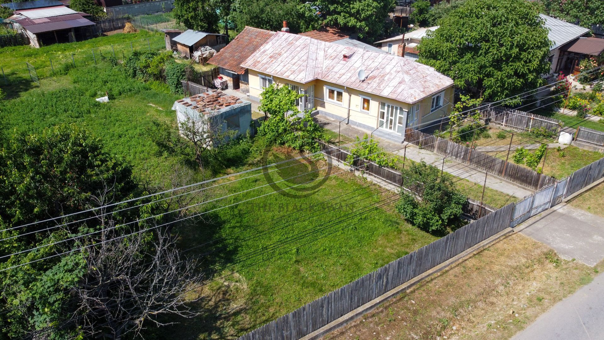 Casă din caramida de vanzare | Teren 1.117 mp | Puchenii Mari | - Poză 3