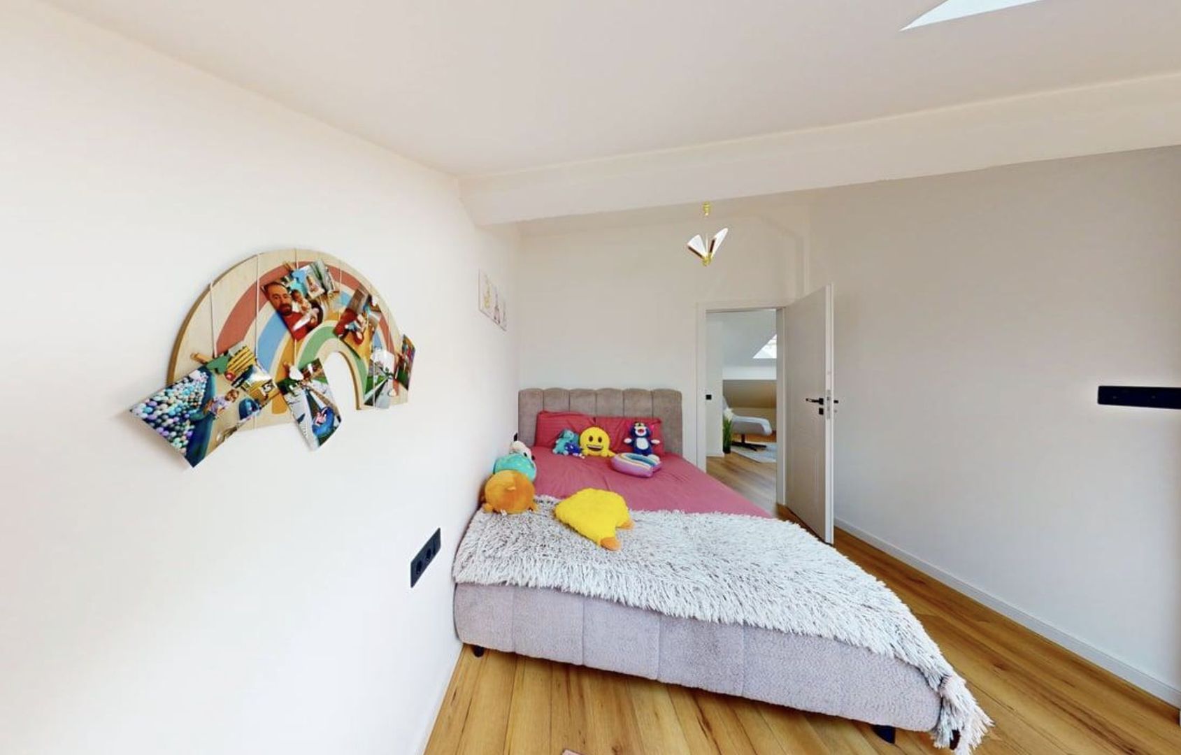 Penthouse de vanzare in Sibiu, pe 2 niveluri, mobilat si utilat modern - Poză 3