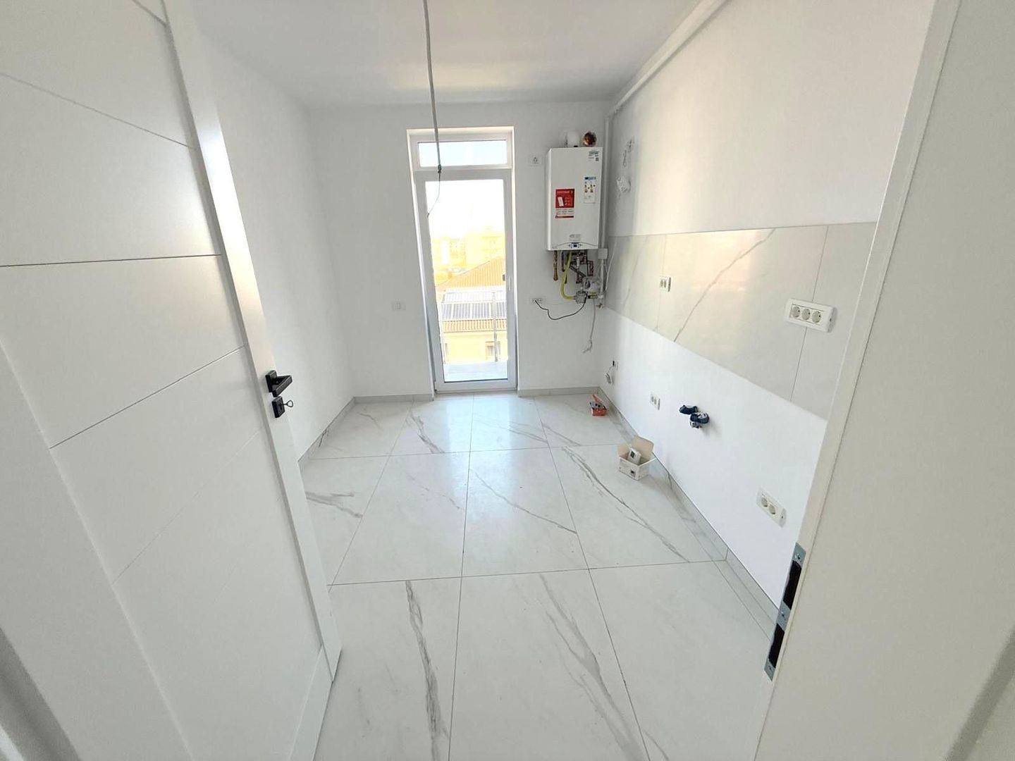 Apartament cu 2 camere - etaj 1, la asfalt  Braytim -  Giroc - Poză 3