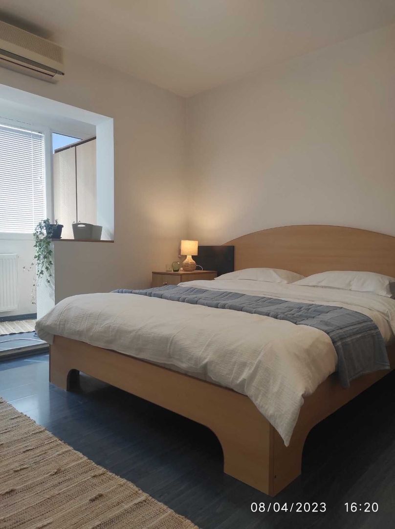 Apartament în chirie 3 camere- Aviației - Poză 1