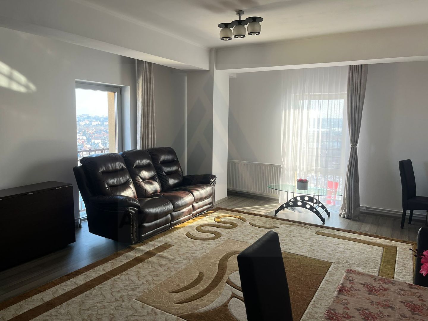 Apartament 2 camere 55 mp utili  Etaj 4/6 lift zona  Turnisor - Poză 2