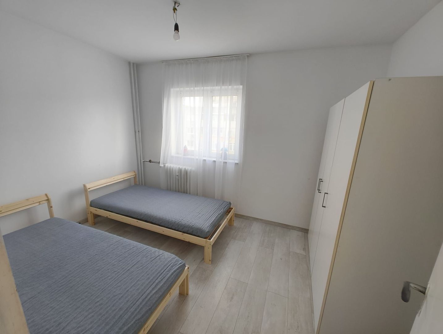 AP. 2 CAMERE PIATA SUDULUI, PET-FRIENDLY, BUCATARIE DESCHISA, METROU - Poză 1