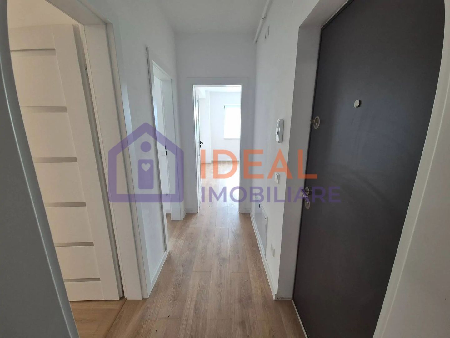 Apartament 2 camere si balcon, zona Calea Surii Mici - Poză 9