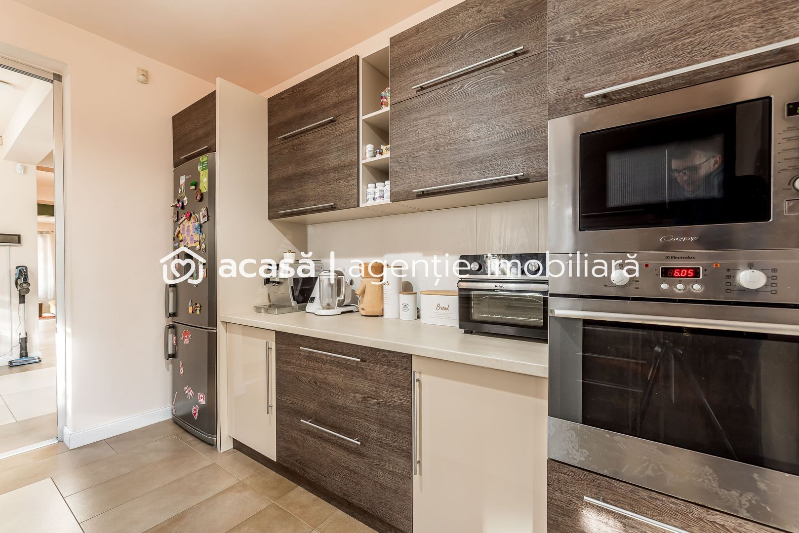 Casă SMART cu 5 camere, teren 720 mp, fotovoltaice 13 kW, Araduil Nou - Poză 6