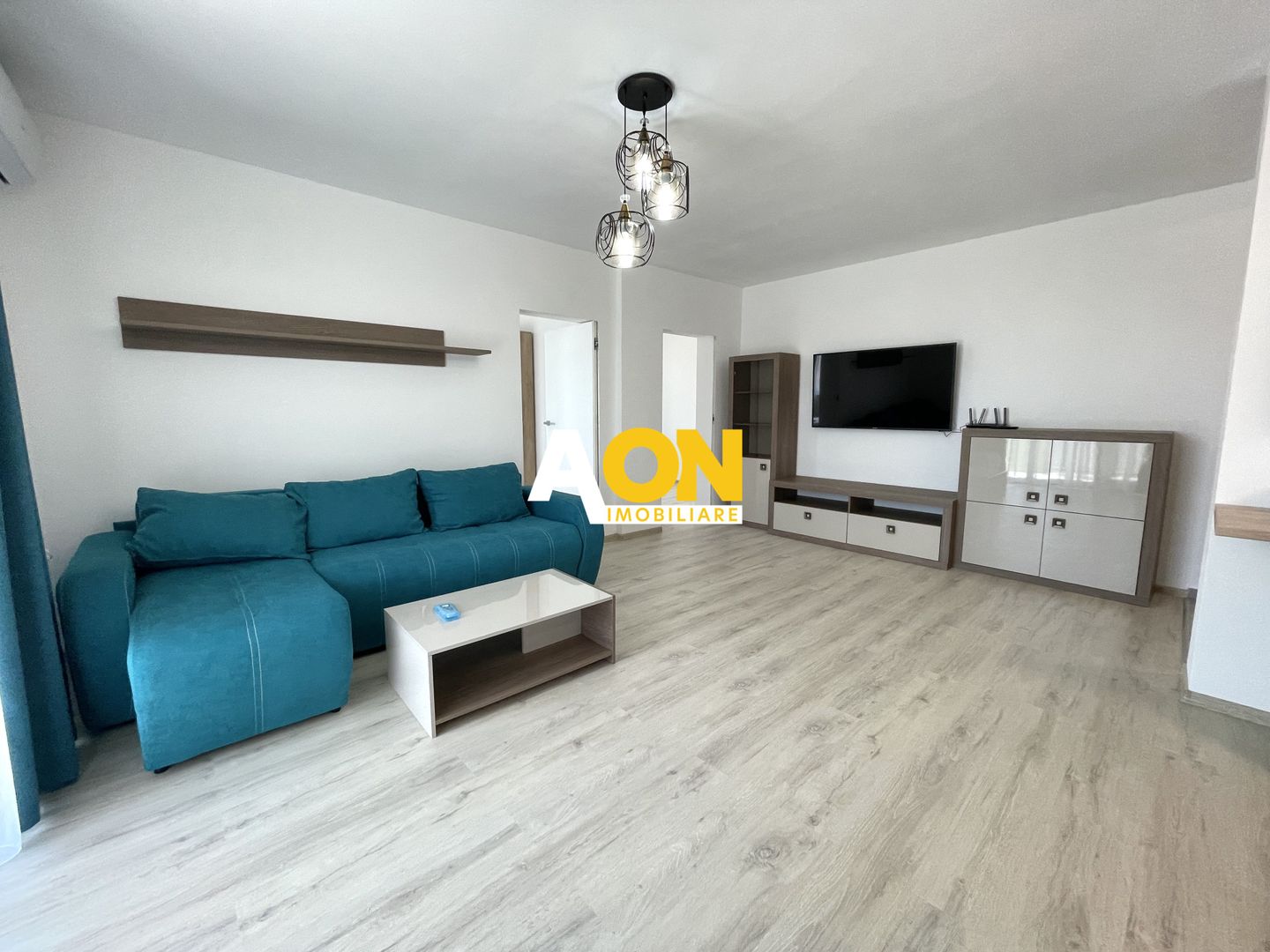 Apartament cu 3 camere, Terasă, Loc de parcare, Zona Bazinului Olimpic - Poză 2