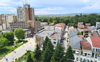 Apartament 3 camere situat în centrul orașului Târgu Jiu, pe pietonală - Poză 11