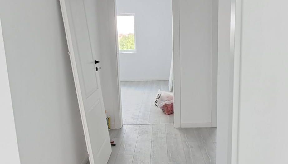 Dragomiresti Deal, Bujorului, P+1Et+Pod, casa finalizata, mutare rapid - Poză 7