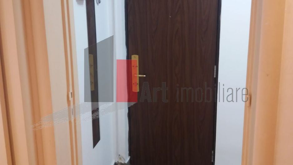 Apartament de 4 camere in vila - Poză 8