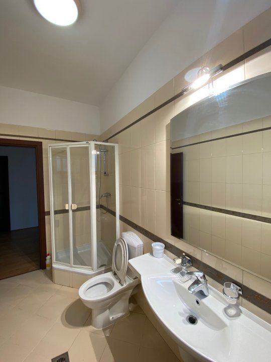 Apartament superb cu 4 Camere în Primăverii, Strada Mircea Eliade - Poză 9