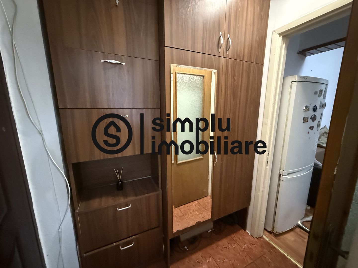 Garsoniera tip studio, Craiovita, centrala termica - 73 000 Euro - Poză 3