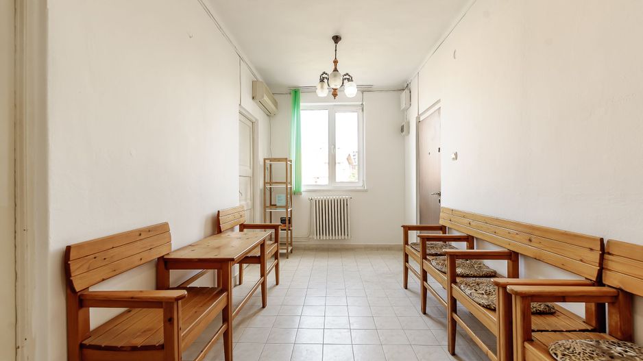Casa si Cabinet medical in cartierul Functionarilor - Poză 9