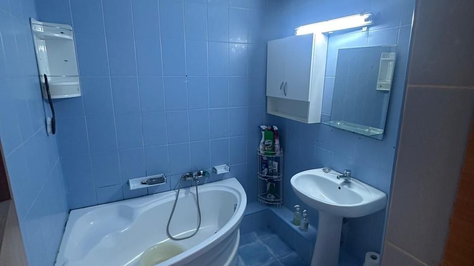 APARTAMENT 2 CAMERE DECOMANDAT + CENTRALA TERMICA BLOC 1983 LUJERULUI - Poză 5