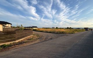 Teren de vânzare în Vorovești, Miroslava, strada Romaniței - Poză 1