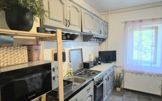 Apartament 2 camere Sgului etaj 2 - Poză 4