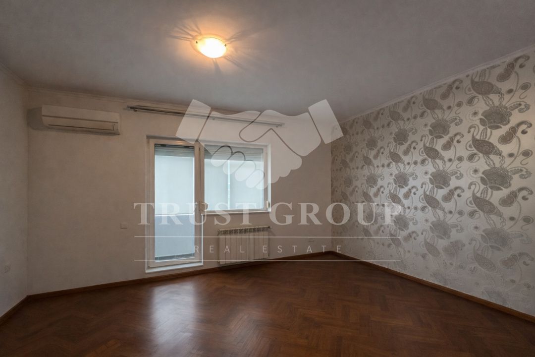 Casa  Individuala | Herastrau  | Curte proprie | 3 Locuri de parcare - Poză 2