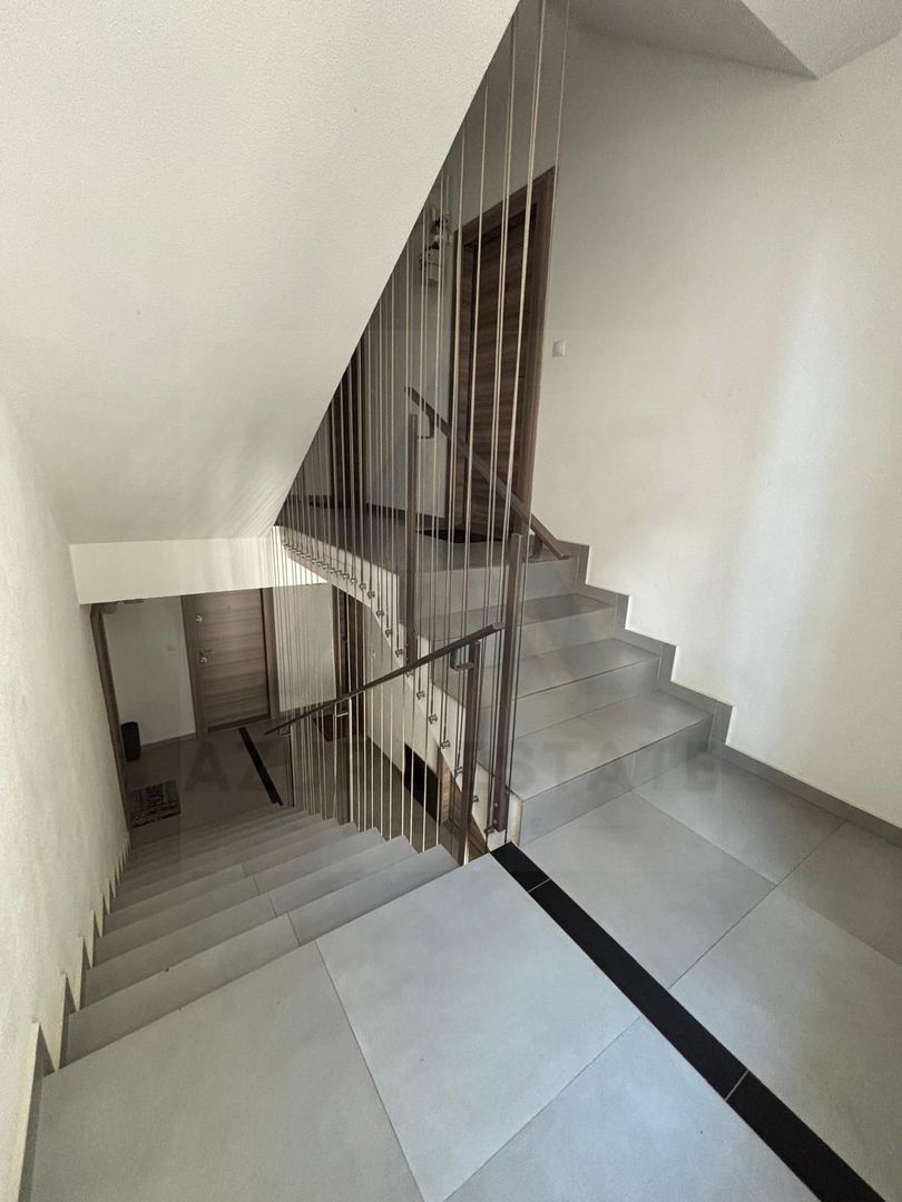 Apartament impecabil 69,5mp 3 camere  2 băi etaj 1 cu loc de parcare - Poză 30