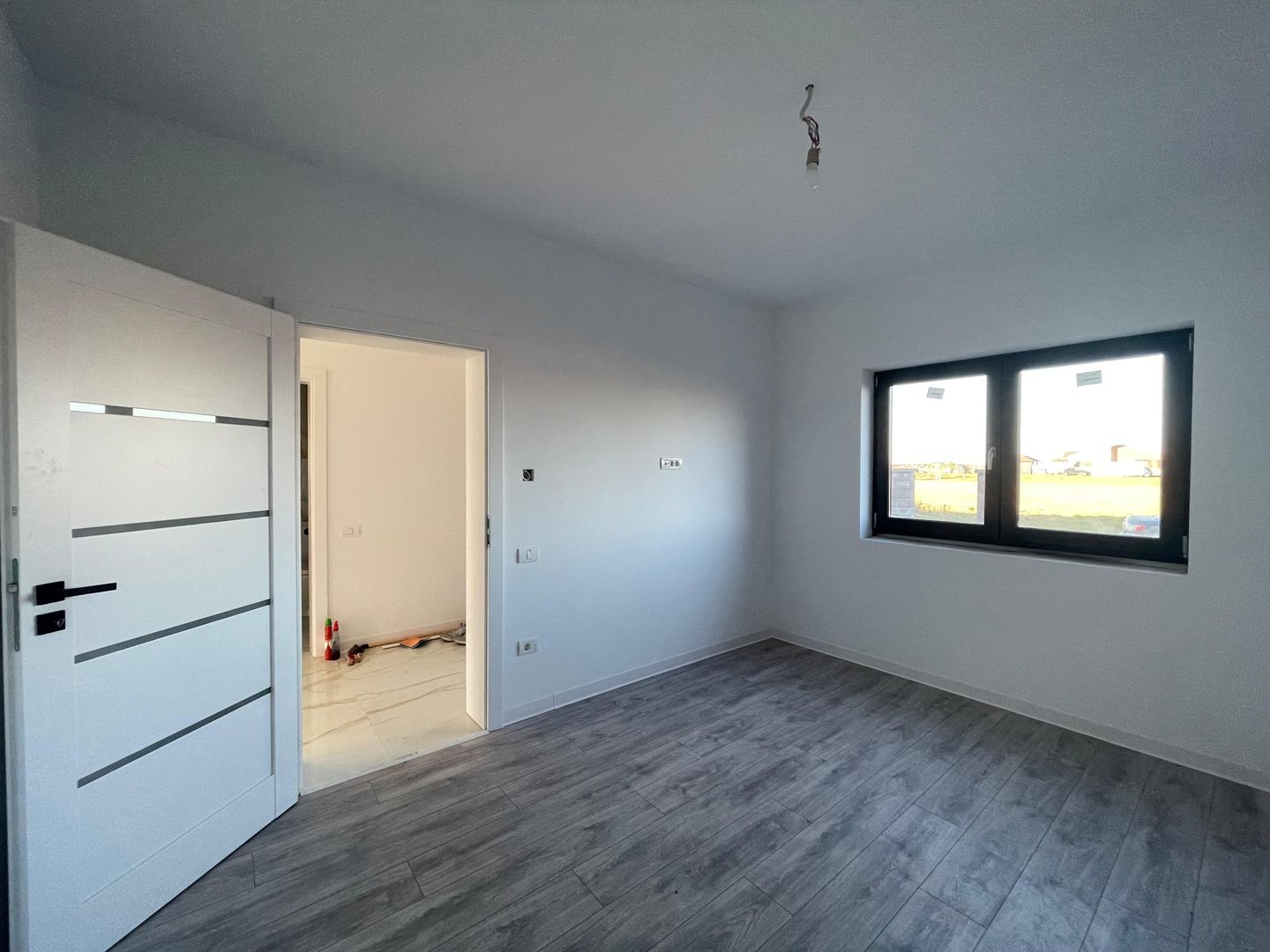 Duplex despartit prin camera tehnica - finisaje premium - Poză 11