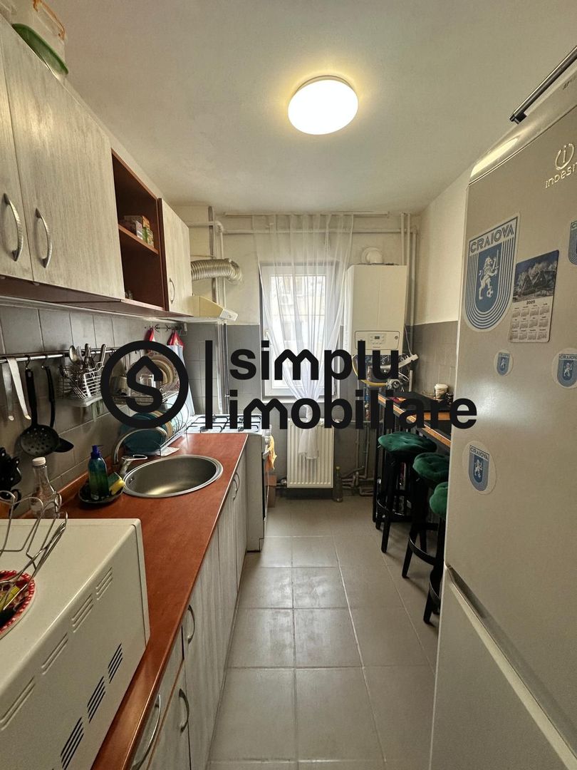 3 camere, etaj 2/4, centrala,  Rovine - 118 000 Euro - Poză 7