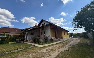 De vanzare Casa cu 4 camere si teren de 4.839mp/Utilata/Mobilata - Poză 4