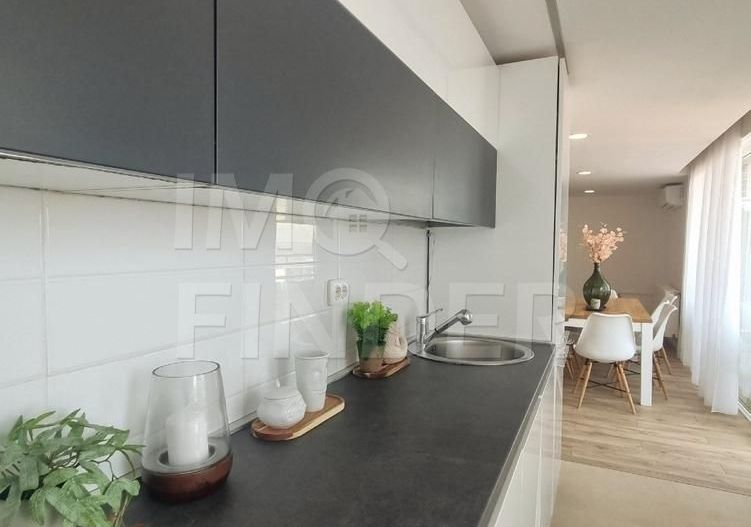 Penthouse pe 2 nivele, 5 camere, 160 mp,3 bai, 75 mp terase cu panorama superba! - Poză 9