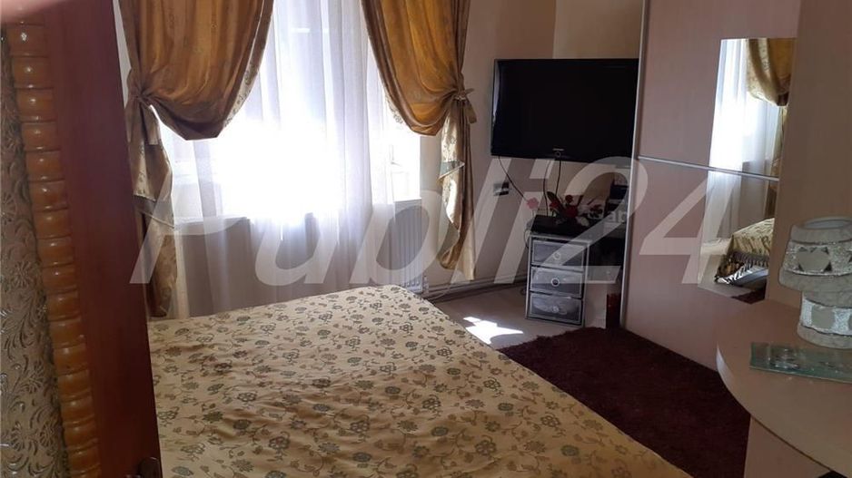 De vanzare Apartament 2 camere Universitate sect 1 - Poză 5