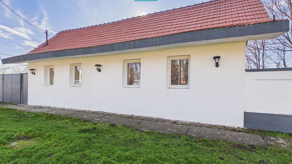 Casă cu 2 camere renovată în Battonya - Poză 7