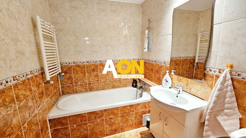 Apartament 3 camere, decomandat, Cetate, zona Kaufland - Poză 8
