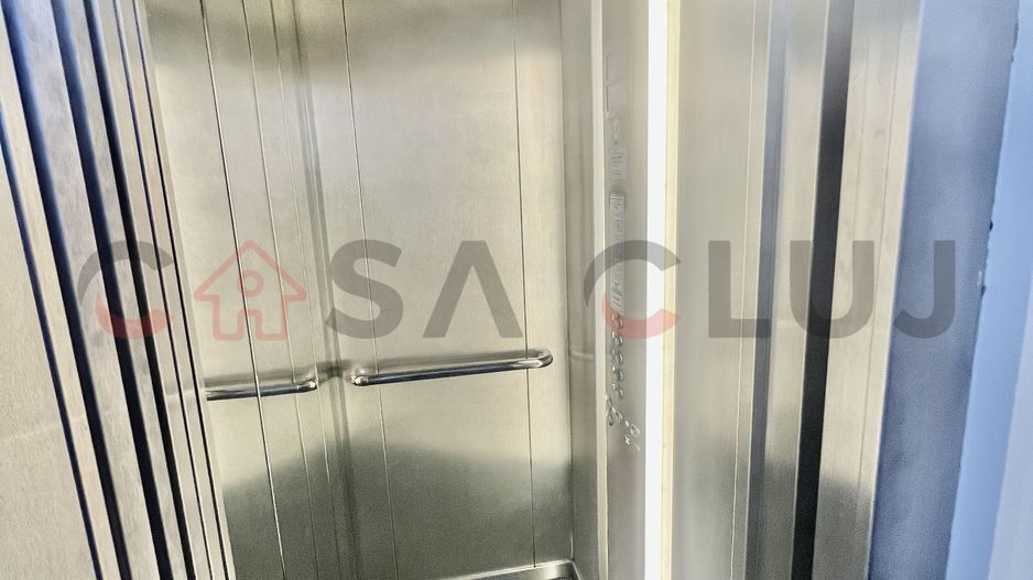 Clădire de birouri de vânzare, 700mp, locație excelentă, Cluj-Napoca ! - Poză 7