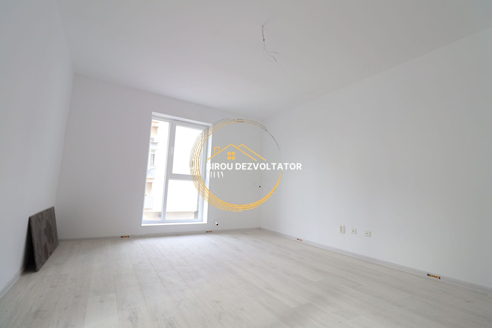 Pret promo 1 decembrie Metrou STB Parc Auchan titan Pret promo TVA 9% - Poză 6