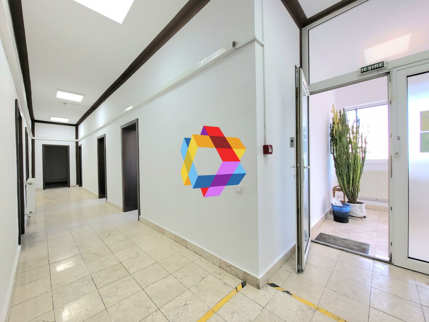 Spatiu birouri de închiriat Brasov 310 mp # Plus-imo.ro - Poză 1