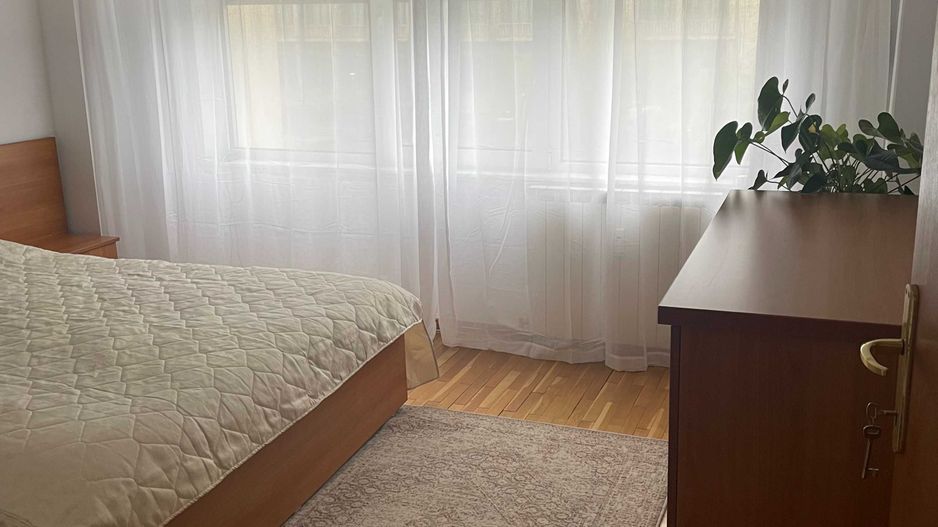 Apartament 3 camere, modilat si utilat modern, Sala Palatului, Cismigiu. - Poză 4