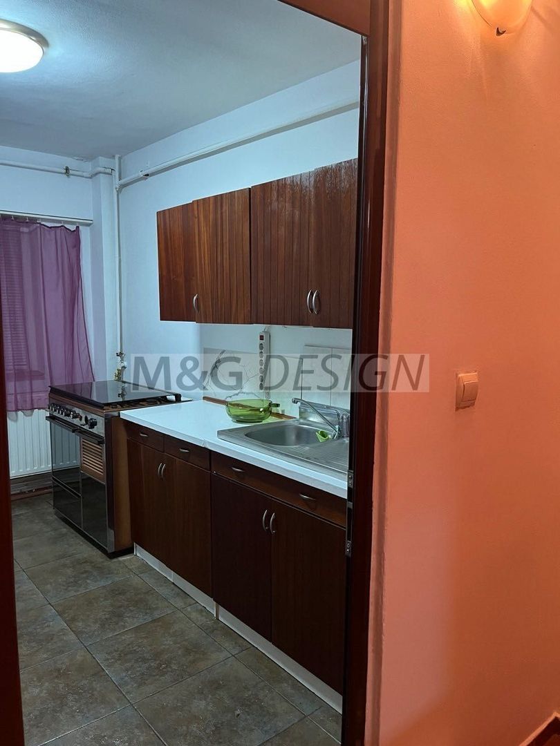 Apartament cu spațiu comercial și spațiu de locuit zona Aradului - Poză 4