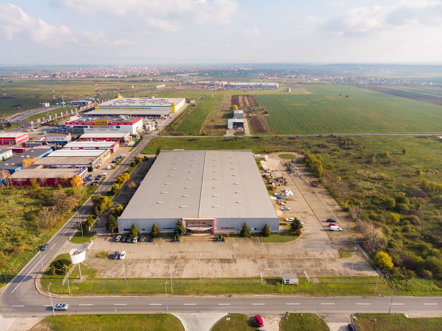 Hală industrială modernă în zona de est, Arad - Poză 5