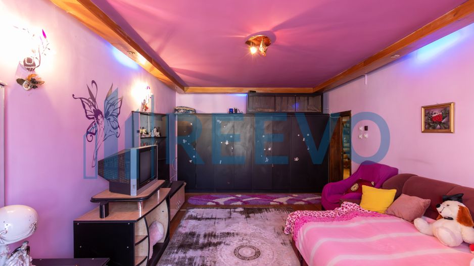 Clădire și teren de investiție, central Roman - Poză 41