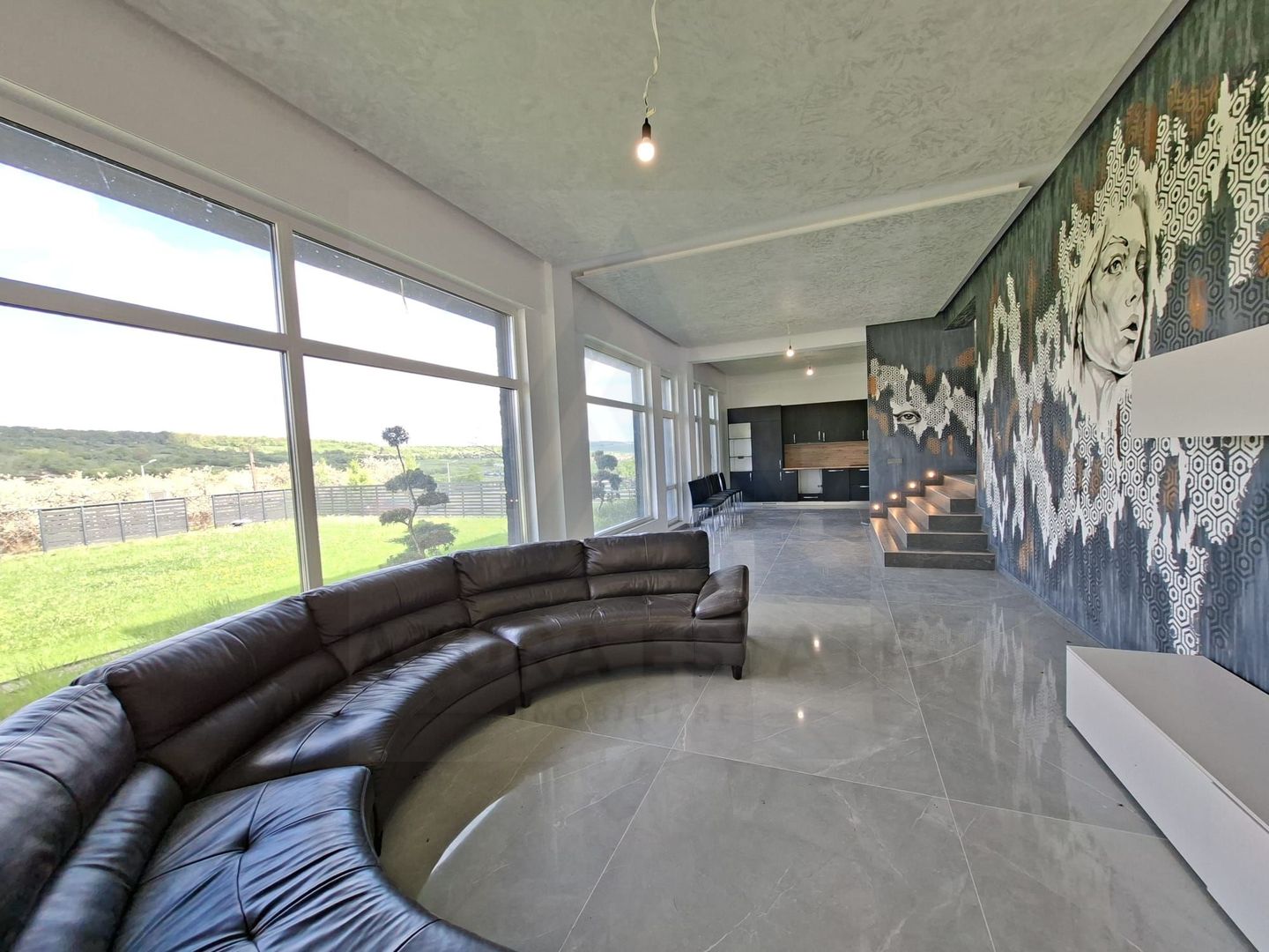 Casă moderna 229 mp utili garaj  piscina terasa balcon Cisnadioara - Poză 1