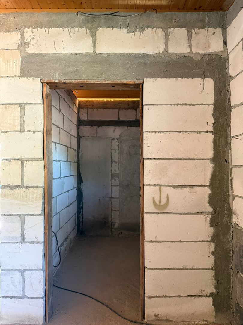 Vanzare casa cu 4 camere+anexe într-o zonă de poveste – Bezdead - Poză 5