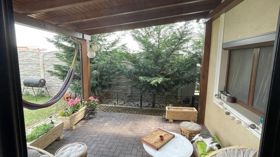 Giroc-Hotel IQ | 2 Camere | Mobilat si Utilat| Curte proprie - Poză 1