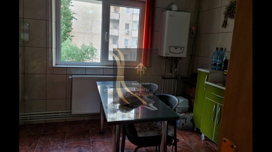 De vanzare imobil 3camere - Poză 2