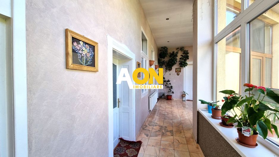 De vanzare casa 5 camere, 1200mp teren, zona ultracentrala - Poză 15