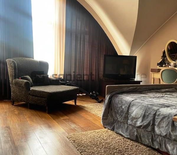 Casa lux in Sinmartin Beverly Hills - Poză 5