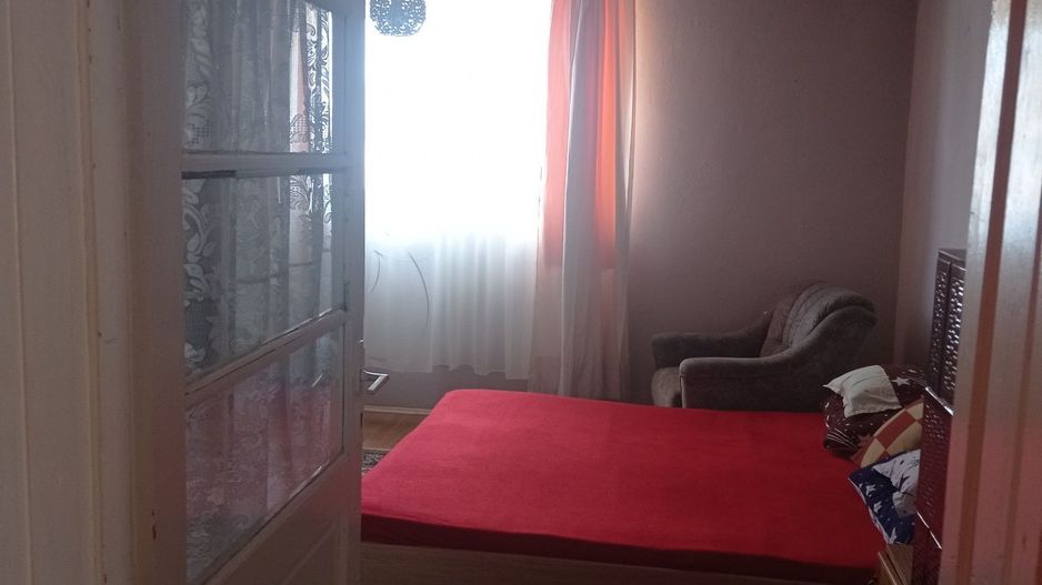 De vânzare casă cu curte - Poză 7